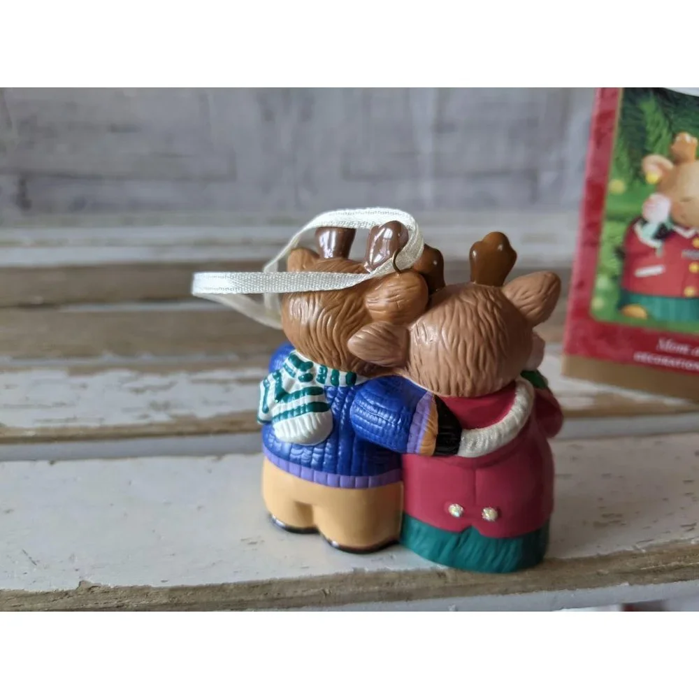 Hallmark Mom and Dad Reindeer 2000 Christmas holid‎